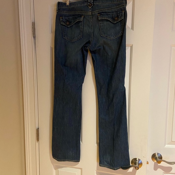 Old navy jeans - Picture 2 of 4